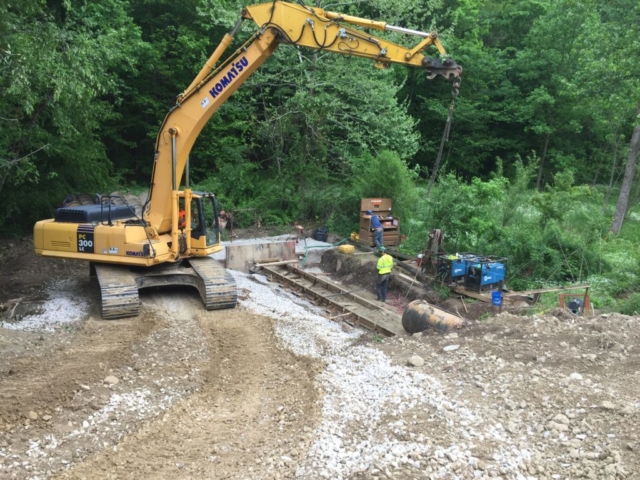 IMG_0019 Midwest Mole employees in action